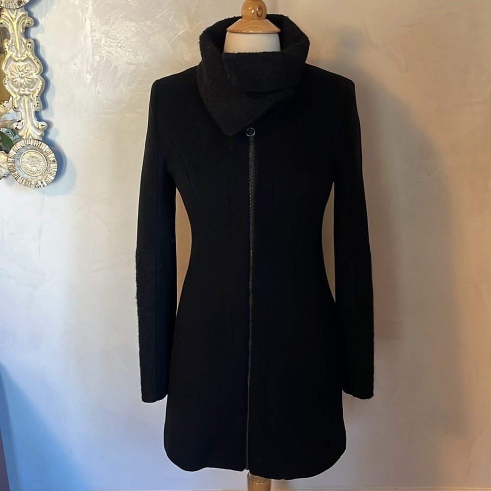 Laundry by Shelli Secal Black Wool Blend Coat w/oversized collar Size Small - Picture 4 of 15